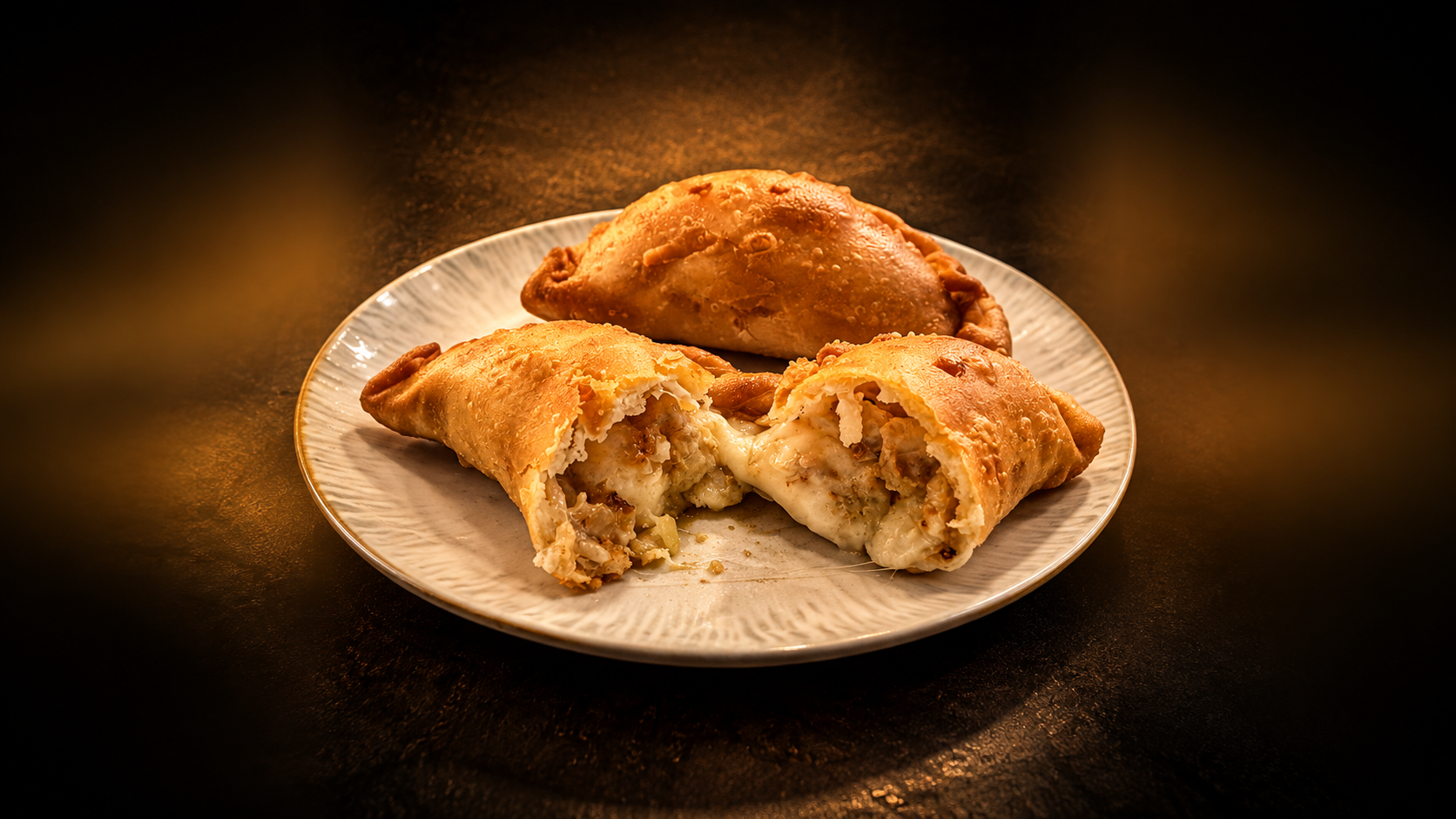 Empanadas caseras de pollo y carne